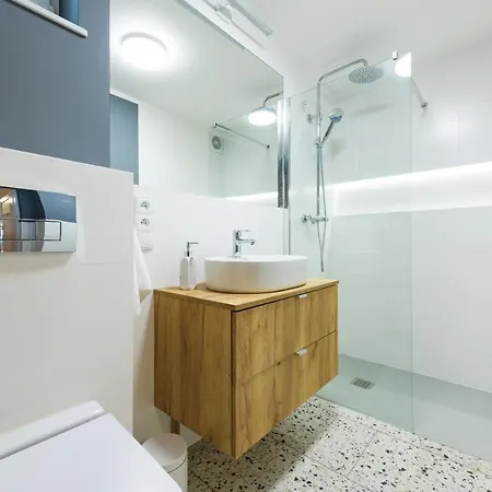 Prime Grey And Blue Апартаменты *